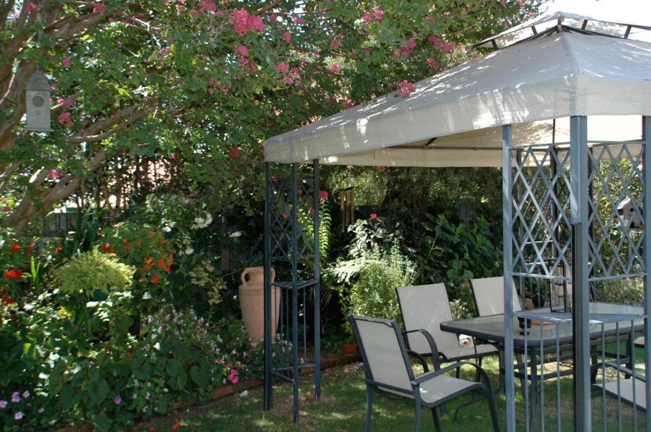 Admurraya House Bed & Breakfast Rutherglen Exterior photo
